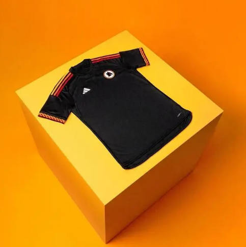 prima maglie calcio albania 2023 thailandia rosso