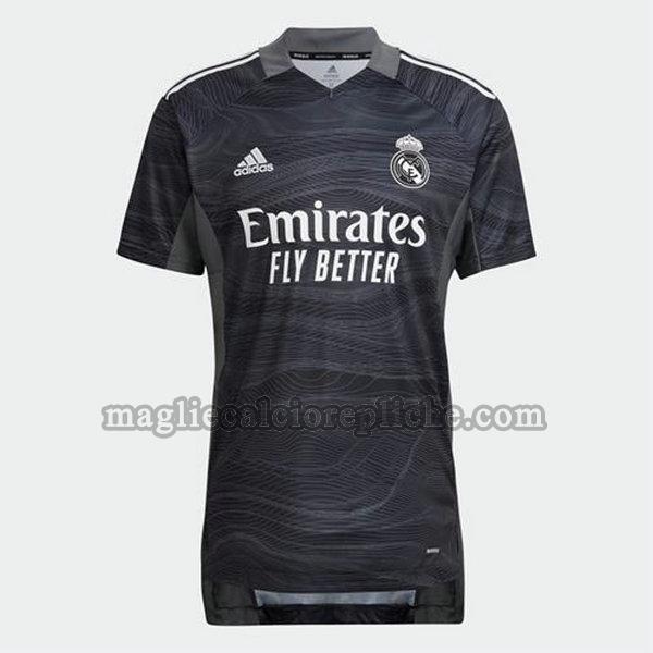 portiere maglie calcio real madrid 2021 2022 bianco