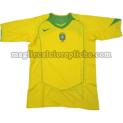prima divisa maglie calcio brasile 2004