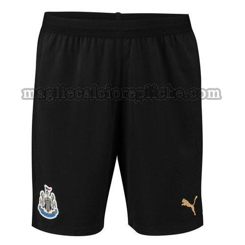 prima divisa pantaloncini calcio newcastle united 2018-2019