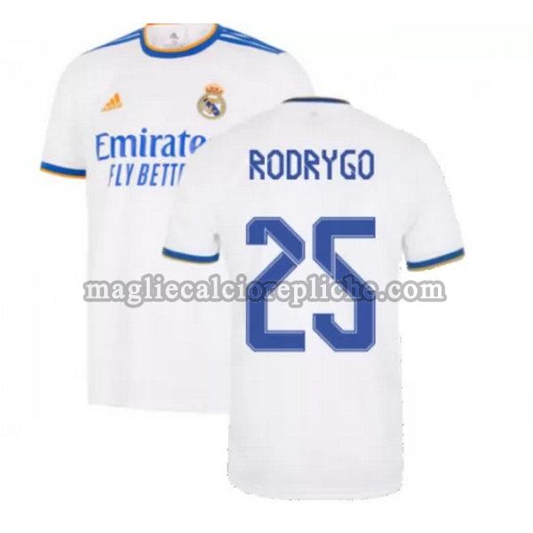 prima maglie calcio real madrid 2021 2022 rodrygo 25 bianco