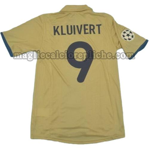 seconda divisa maglie calcio barcellona 2002 kluivert 9