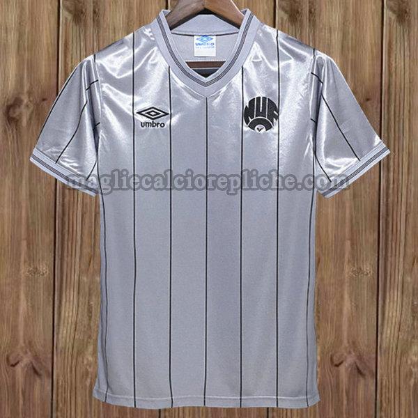 seconda maglie calcio newcastle united 1983-1985 grigio