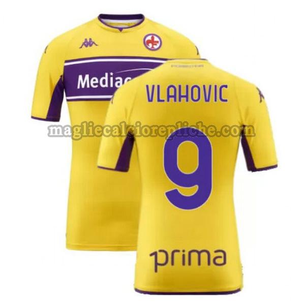 terza maglie calcio fiorentina 2021 2022 vlahovic 9 giallo